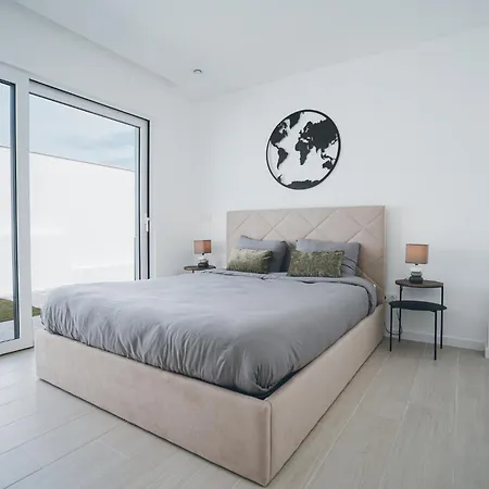 Villa Paradise 2
